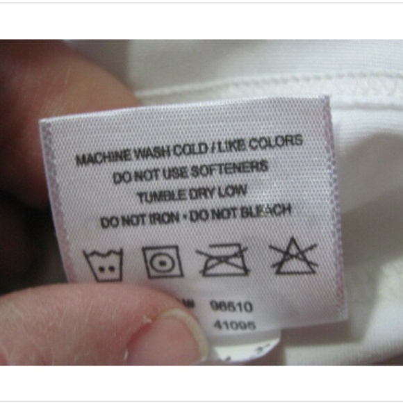 Under Armour Top Sleeveless V-neck M - Picture 7 of 8